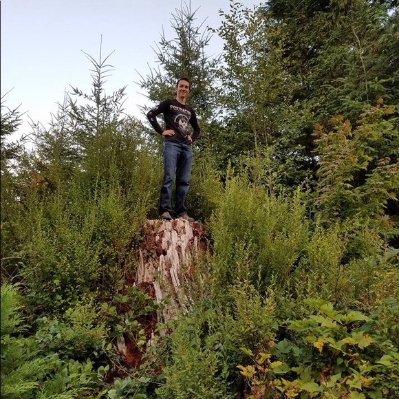 Meet your Posher, Noah - Picture 2 of 7